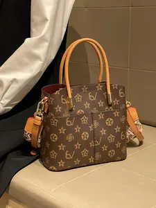 Luxury Women's Crossbody Bag, Fashionable Large Capacity Bucket Bag, Wide Strap Shoulder Bag, Ideal for Daily Commute and Travel