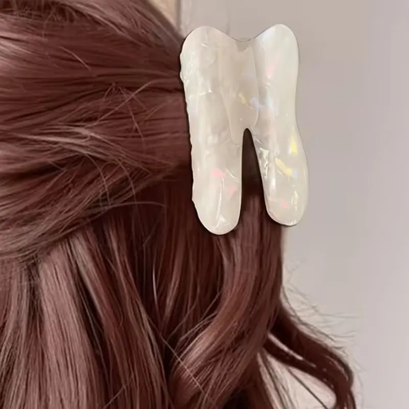1PC Tooth Hair Clips Personalized White Tooth Acetate Hair Claw Clip Funny Acrylic No-Slips Hair Barrettes Oral Doctor Creative Jaw Clip Cute Hair Accessories for Dentist Nurse Women Holiday Gifts Anti Slip Clips