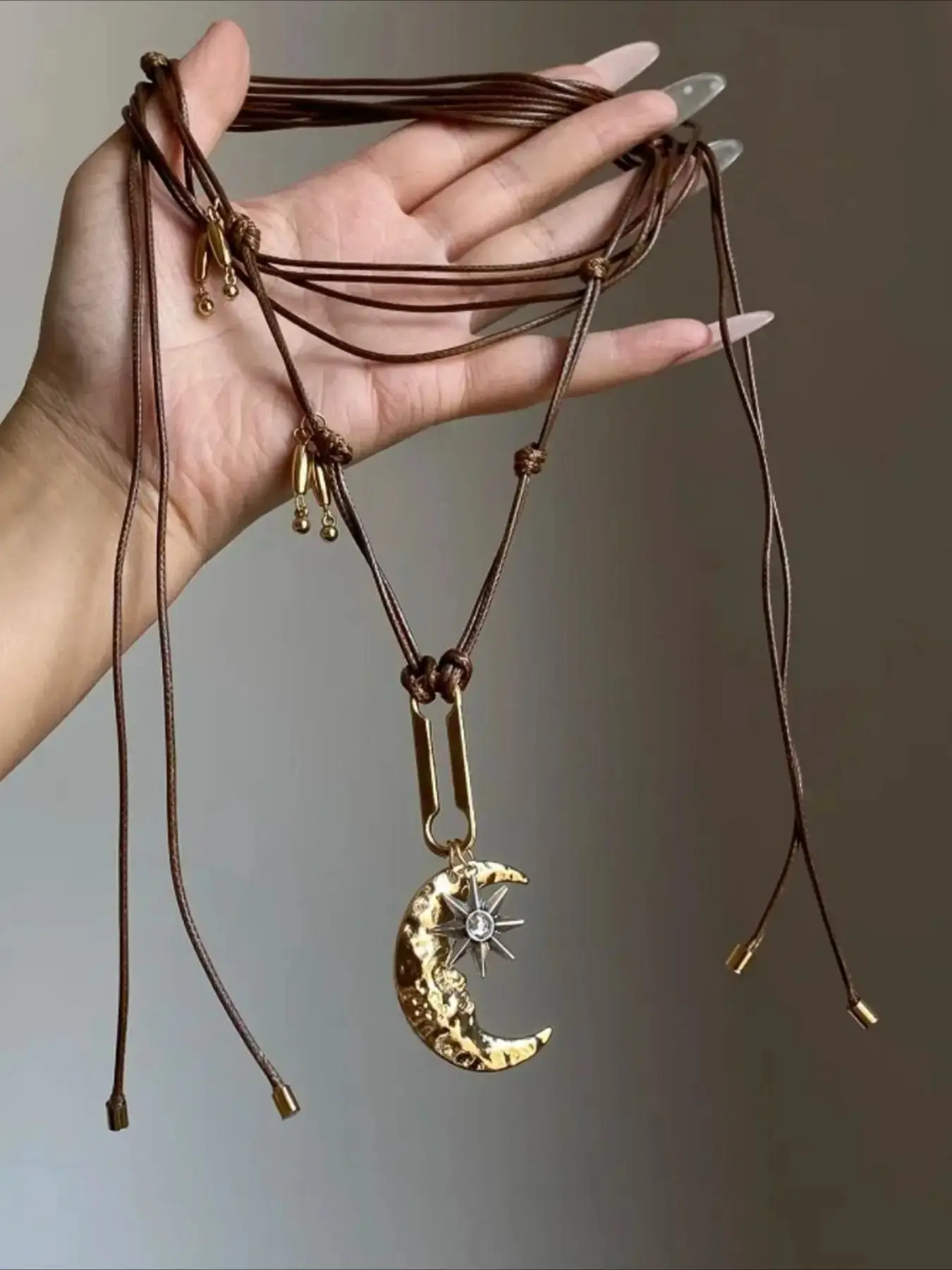 Bohemian Vintage Celestial Moon & Star Pendant Necklace for Women, Retro Hammered Design Crescent Charm Long PU Leather Adjustable Boho Style Necklace, Y2K Ethnic Statement Jewelry, Festival Beach Vacation Party Outfit Accessories Gift