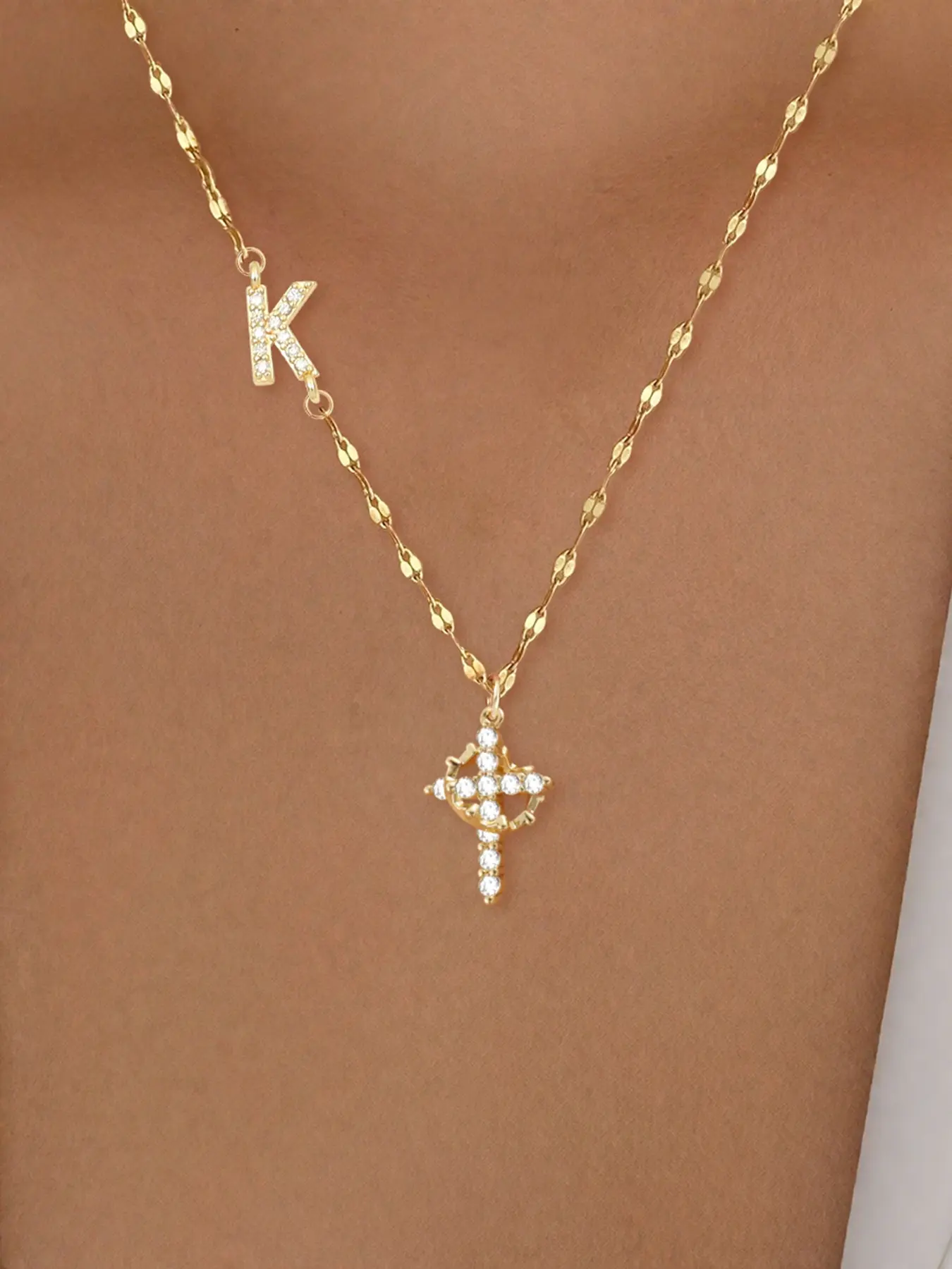 Women's Stainless Steel Necklace with Zirconia Cross Crown Initial Pendant, Casual Fashion Lip Chain Jewelry for All Seasons, Letters Necklace, Cross Design Necklace