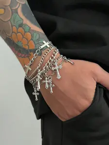 5pcs Punk Cross Bracelet Set, Stacked Design Bracelets, Men's Personalized Hip Hop Metal Accessories, Suitable For Daily Wear, Party, And Holiday Gifts