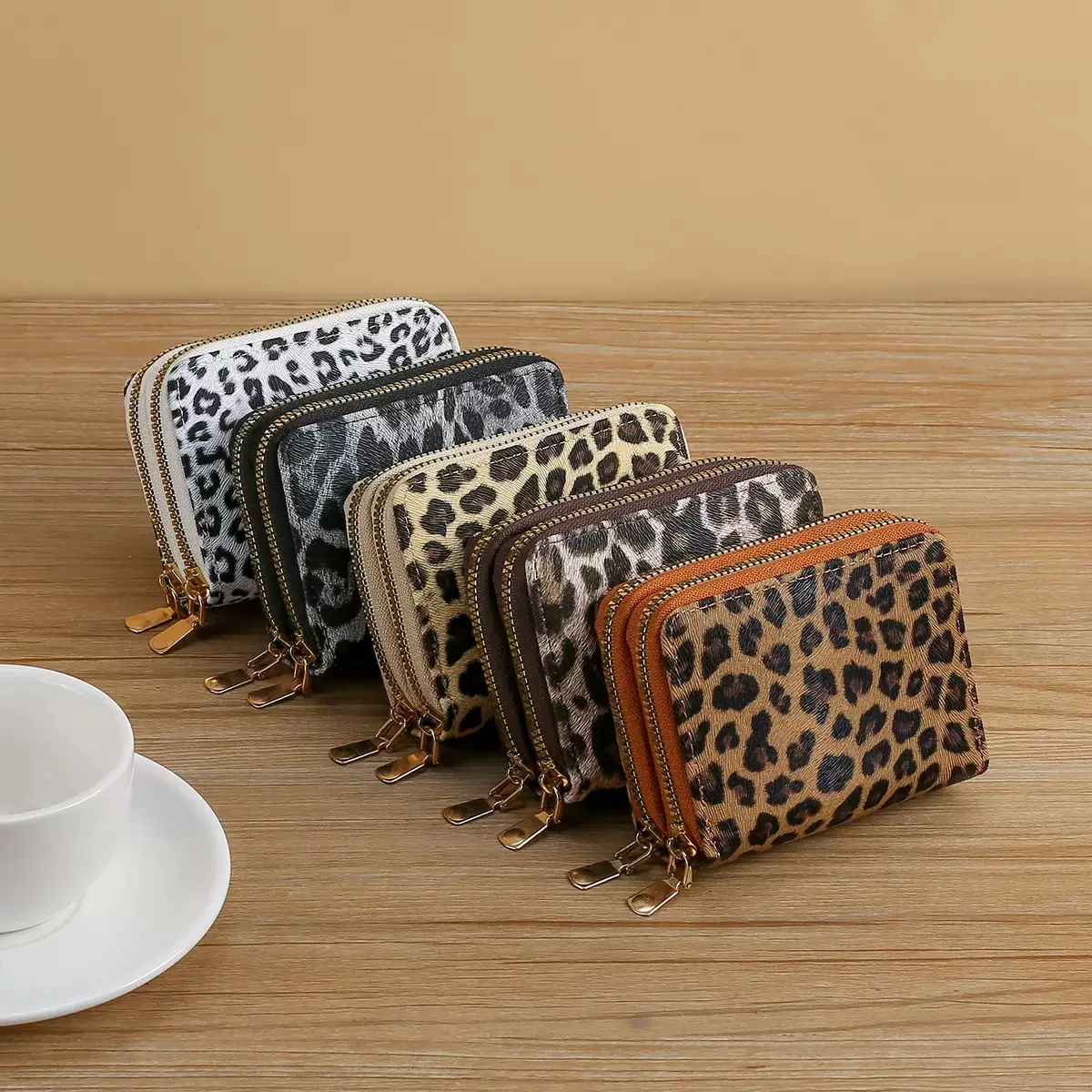 Credit Card Holder Wallet Rfid Blocking Small Wallets for Woman Double Zipper Leather Wallet, Leopard Print