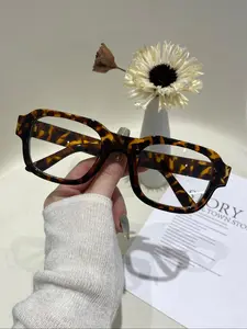Simple Anti-blue Light Tortoiseshell Eyeglasses, Basic Flat Frame Fashion Eyeglasses for Women & Men, Fashion Square Eyeglass Frame Eyeglasses for Clothing Decor, Stylish Trendy Eyewear, Stylish Square Frames, Casual Eyeglasses