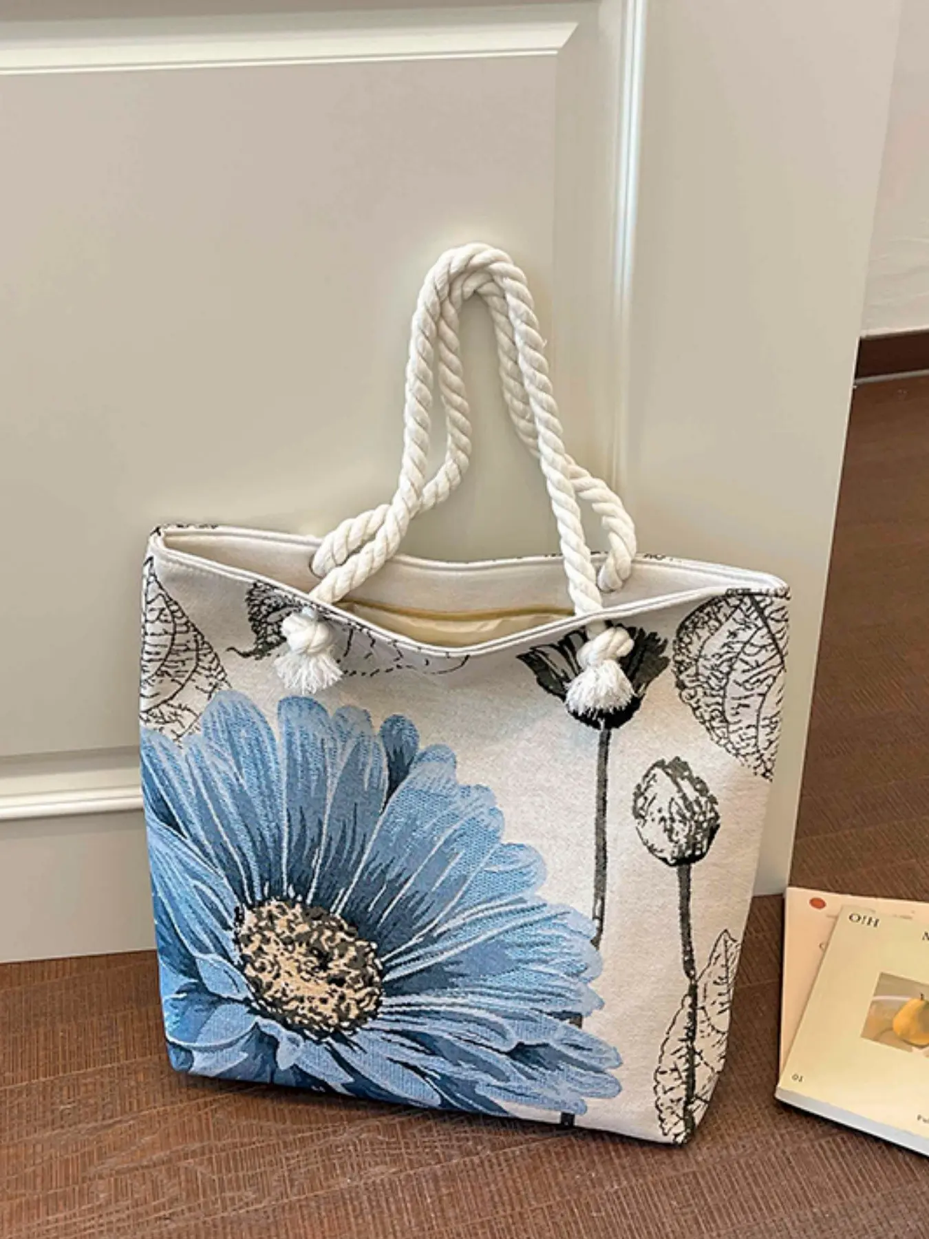 2026 New Oil Painting Style Jacquard Canvas Fashionable Tote Bag with Hemp Rope Handles Large Capacity Shoulder Handbag for Commuting and Casual Daily Use Stylish Tote Bags