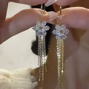 White zircon flower earrings for women, super fairy-like, long petal tassel earrings DDES0379, high-end unique temperament earrings, 14K gold-plated