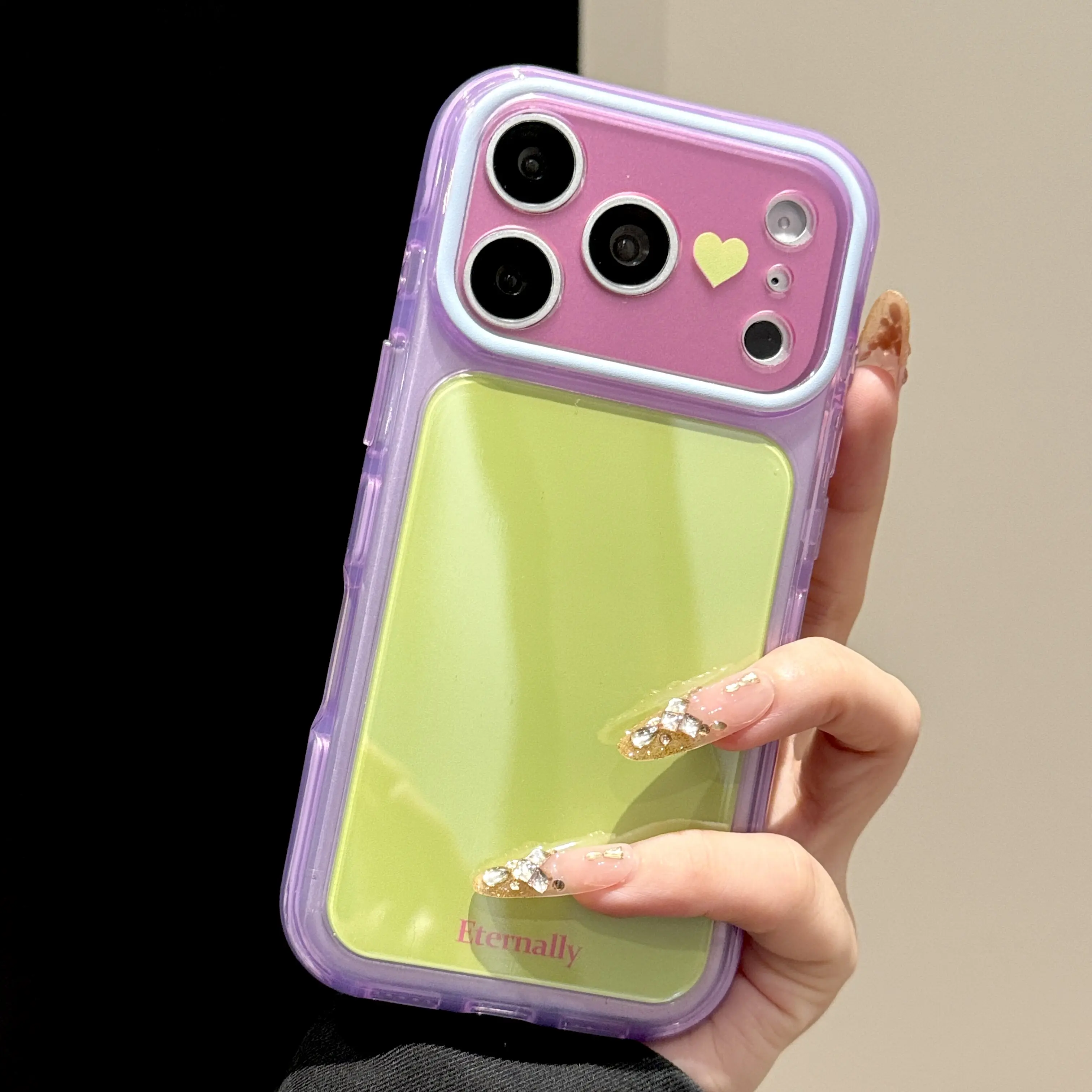 New summer-themed color-blocked heart-shaped phone case, compatible with Apple iPhone 17, 16, and 15 series models; shock-resistant and dustproof