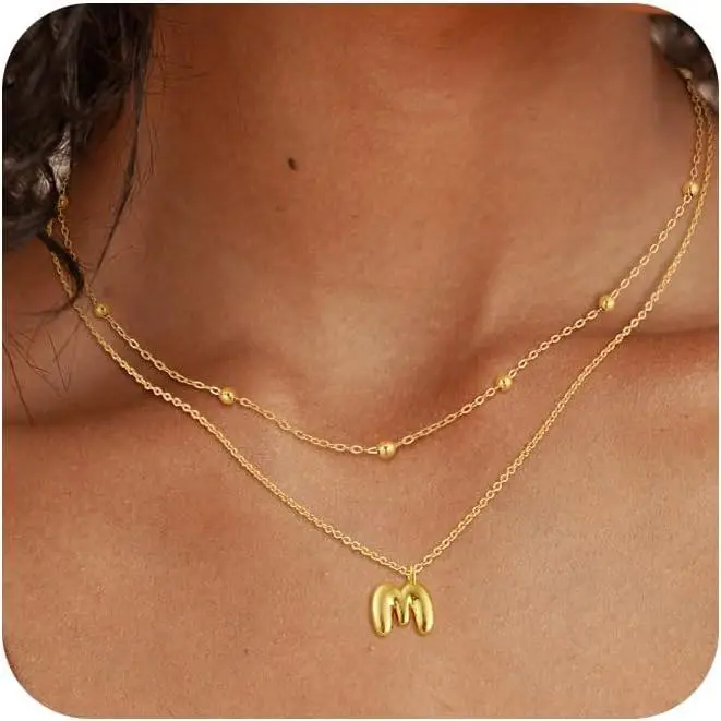 Pendant M-Gold