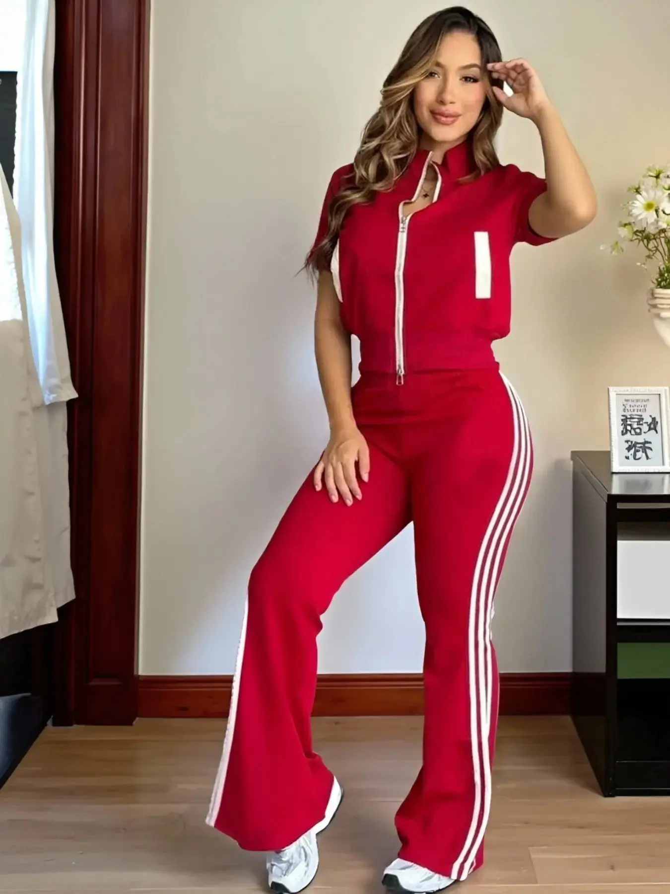 New Fashion Women's Trendy Patchwork Flared Butt Lifting Casual Sports Long Pants Two-Piece Set, Casual Sportswear Set, Sweatsuit Sets Matching Set, Sport Casual Outfit