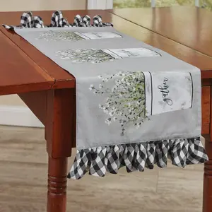 Bouquet of Grace Flowers Table Runner