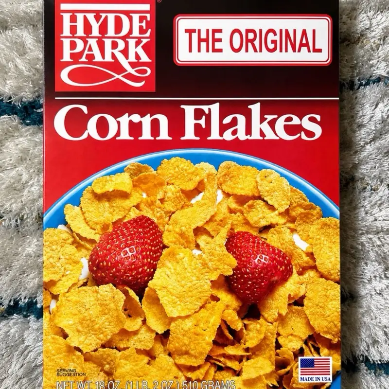 Crunchy Maize Corn Flakes, Ready-to-Eat Whole Grain Breakfast Cereal for Kids and Adults
