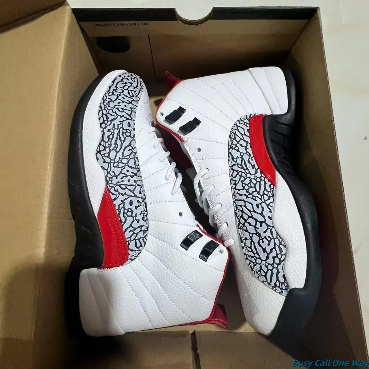 Brand New Sealed with Original Shoe Box Unisex White Grey Elephant Print Red Three-Tone High Top Basketball Collectible Sneakers Breathable Mesh Rubber Outsole Classic Retro Streetwear Daily Athletic Footwear Teen Casual Shoes