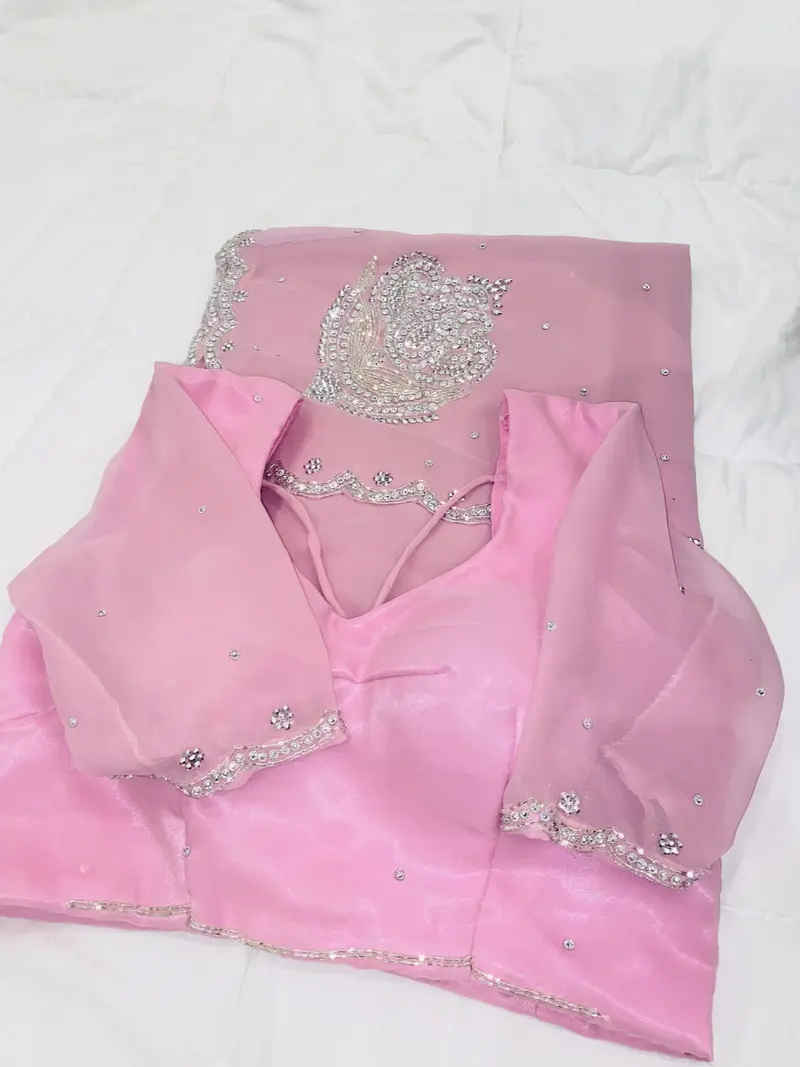 Soft Georgette Saree with Blouse