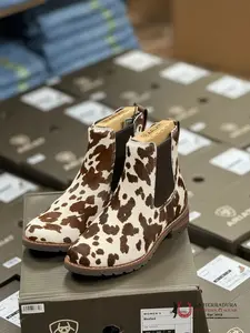 ARIAT WOMEN’S WEXFORD COW HAIR ON SHORT BOOT 10050915