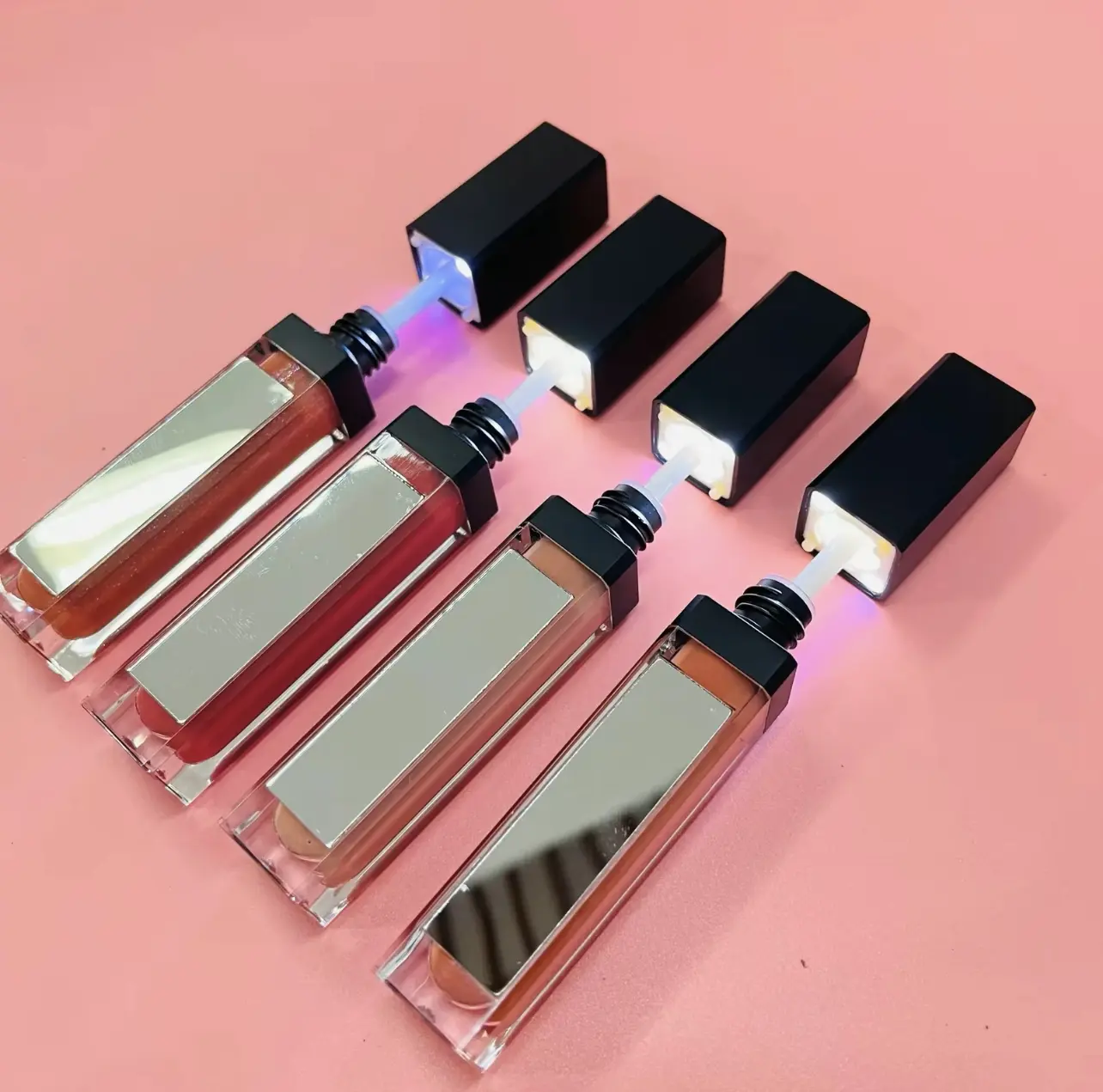 Vanity Face Cosmetics Luxe Liminosity LED Light & Mirror Lip Gloss