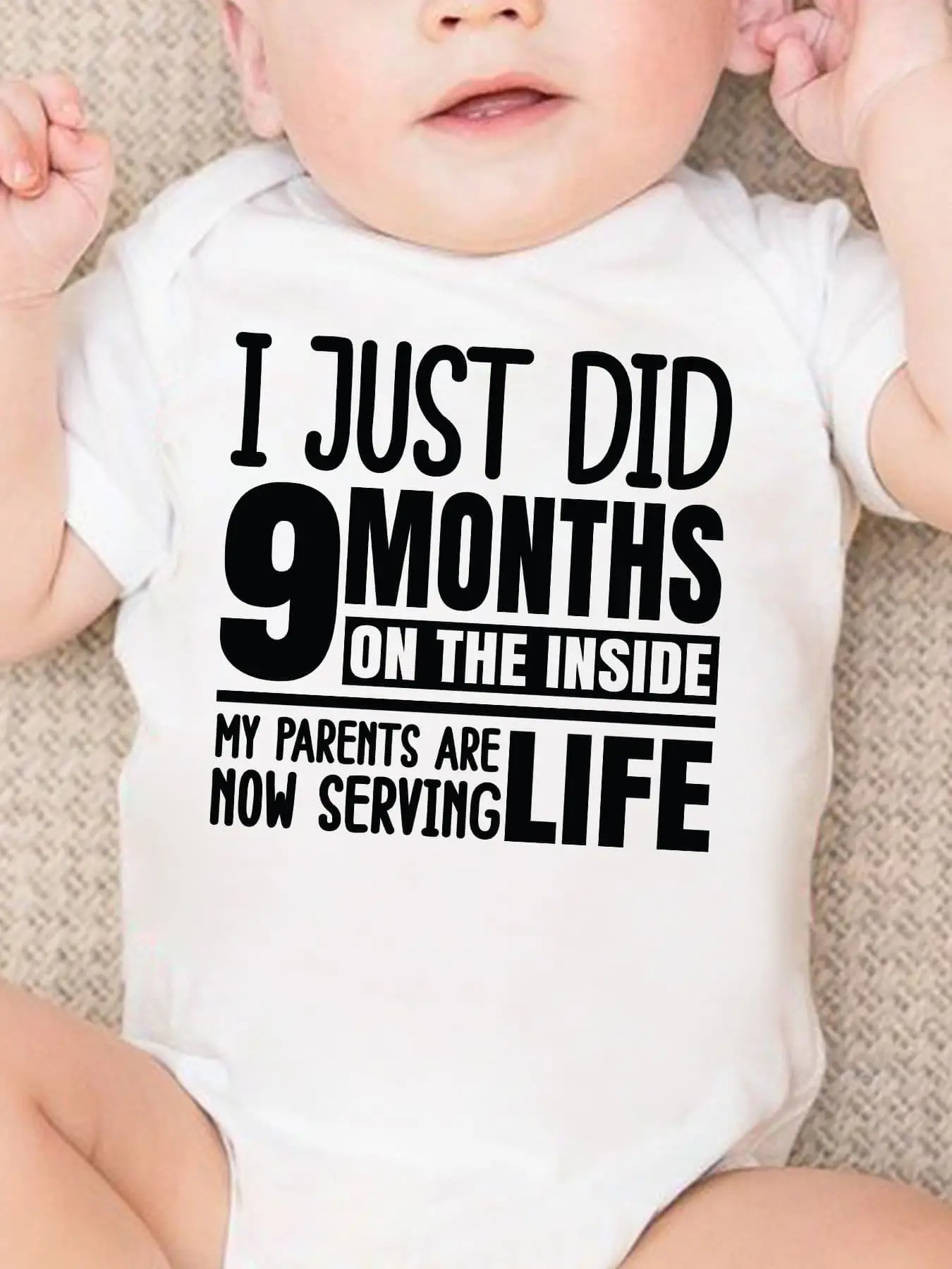 Unisex Baby Cotton Bodysuit - "I Just Made 9 Months Inside" Funny Letter Print, Short Sleeve, Breathable, Expandable Shoulders, Durable Snaps, Suitable for Newborn to 1 Month, Baby Clothing Item