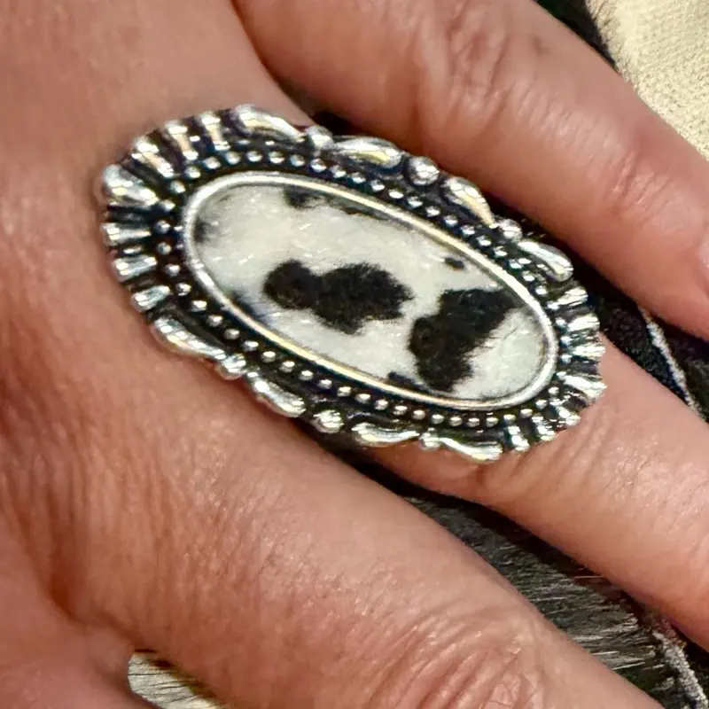 Women's Myra Adjustable Statement Jewelry Ring - Hair-On Cowhide Print, Oval Shape, Textured Edge, Zinc Alloy Costume Jewelry for Cowboy Wear, Cowboy Rings, Jewelry Rings