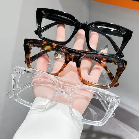 Simple Anti-Blue Light Eyeglasses for Everyday Use, Basic Square Frame Fashion Eyeglasses for Women & Men, Perfect for Student Daily Use, Stylish Square Frames, Square Frame Eyewear, Casual Eyeglasses