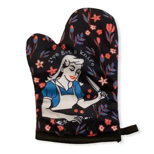 I've Got A Knife Oven Mitt Funny Kitchen Chopping Graphic Novelty Kitchen Accessories Funny Graphic Kitchenware Bakeware Funny Food  Novelty Cookware Black