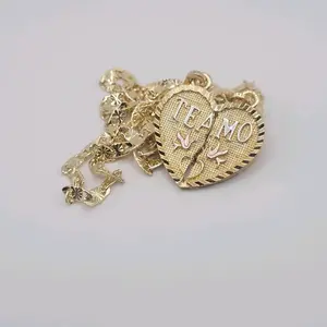 Te Amo necklace, platted-gold three colors pendant, regular chain 24 & 18 inches 4mm available. Cadena con corazon de tres colores Te Amo. Oro laminado.