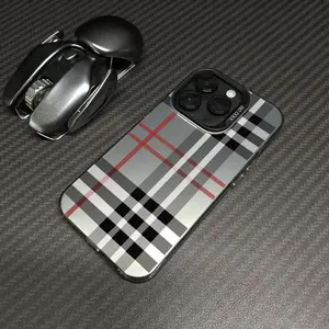 Fashionable classic plaid pattern, shockproof protective case, suitable for iPhone 17, 16, 15, 14, 13, 12, 11, X, XS, XSMAX, 16E, 7P, 8P series, making it a holiday gift for friends, family, and yourself.
