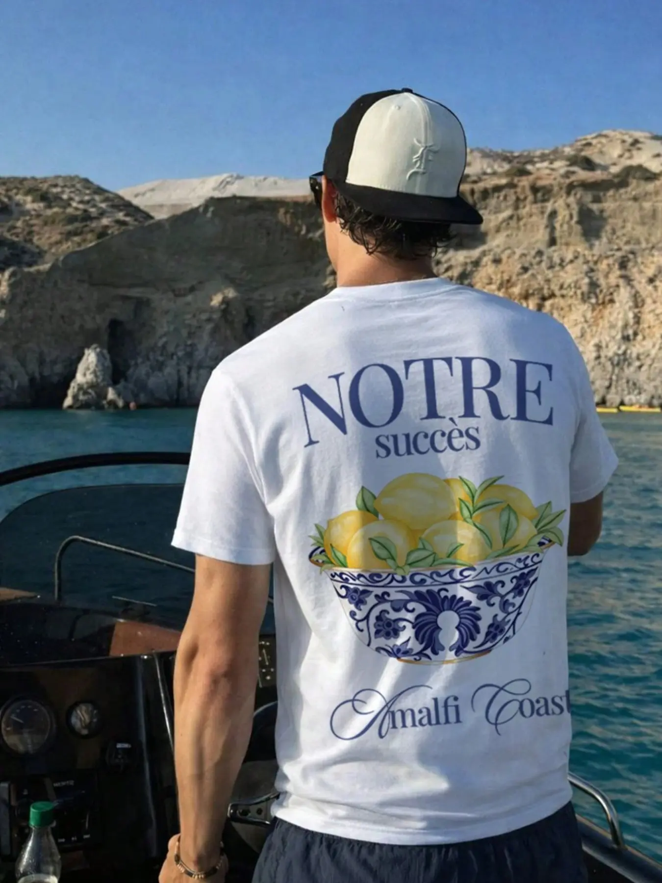 Men's White Vintage Amalfi Coast T-Shirt, Lemon Bowl Graphic Short Sleeve Tee, Casual Summer Top for Beach Vacation and Daily Wear, Casual Beach Style, Tropical Vibe, Aesthetic Graphic Tee, Menswear