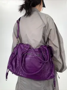 Ladies' fashionable retro Y2K spicy girl handbag, large capacity, multiple pockets, punk diagonal cross bag, washed and vegan bag, suitable for vacation, shopping, Pu leather bag, Fashionable crossbody bag