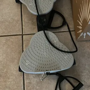 AB Twist Board - Simple Product with Twist Feature as Described ab board