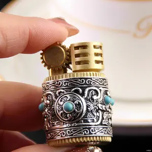 Retro Mini Kerosene Lighter, Cool Armored Little Fatty Lighter, Portable Design With Gift Box, Suitable For Collection, Decoration, Men'S Gift And Outdoor Camping Ignition (Without Fuel)