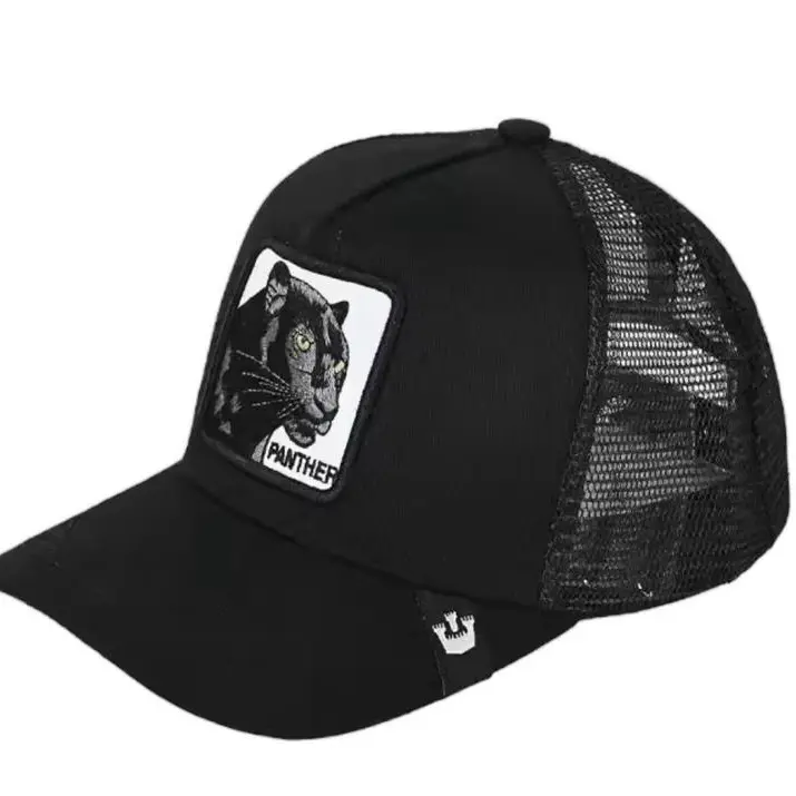 WildStitch Animal Patch Snapback Hat – Cartoon Style Trucker Cap for Men & Women, Adjustable Cotton Mesh