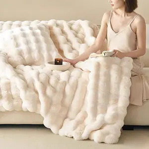 【Fan Exclusive】Ultra-Soft Cloud-Like Bubble Blanket Cozy Up for Snuggle Nights Warm Winter Mornings Plush Fluffy & Breathable Perfect for Couch Bed & Travel Anti-Pilling Machine Washable & Durable Must-Have Comfort Essential for Every Home