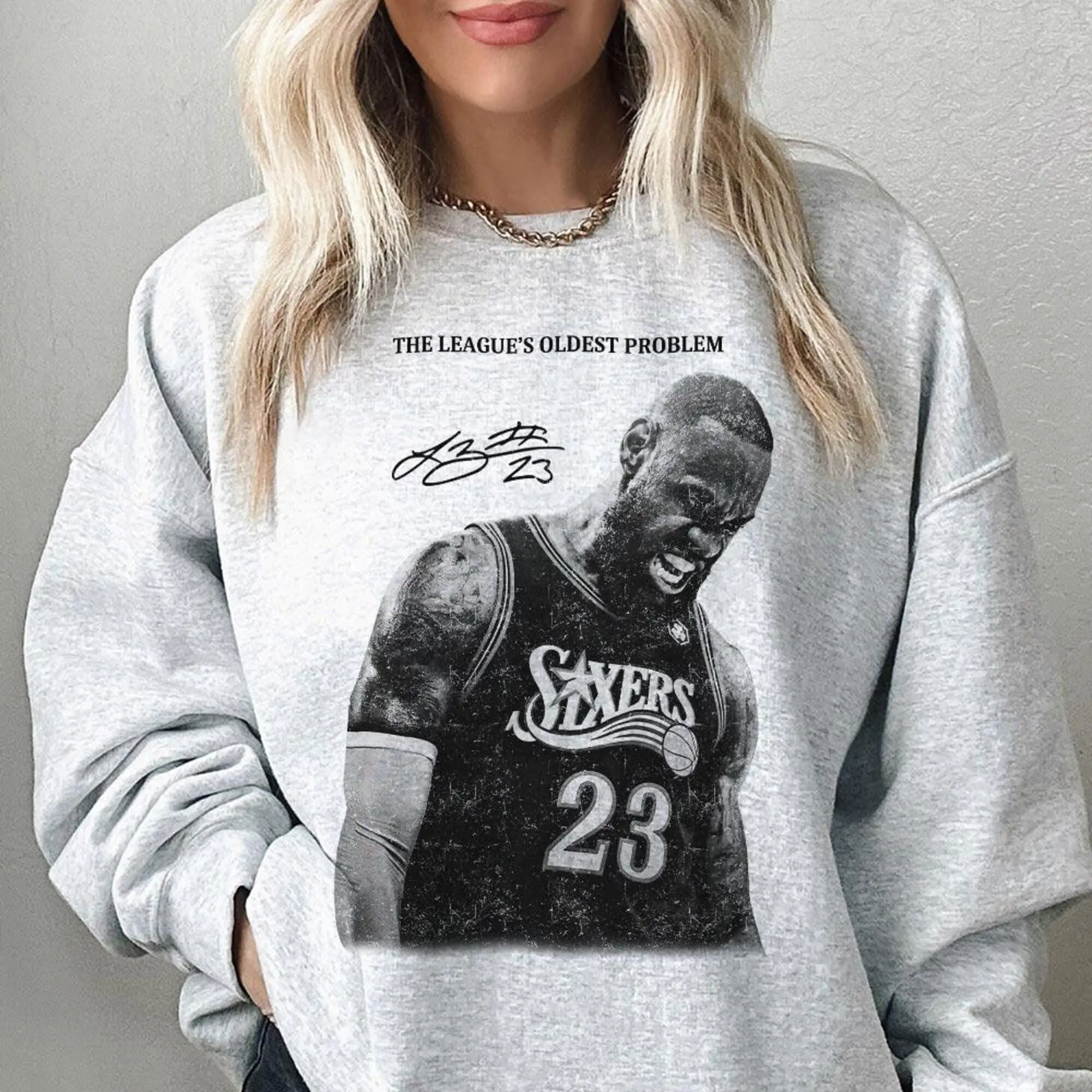 LeBron James Sixers Sweatshirt, Philadelphia Basketball Sweatshirt, Vintage Sports Sweatshirt, Funny Retro Football Gift Unisex