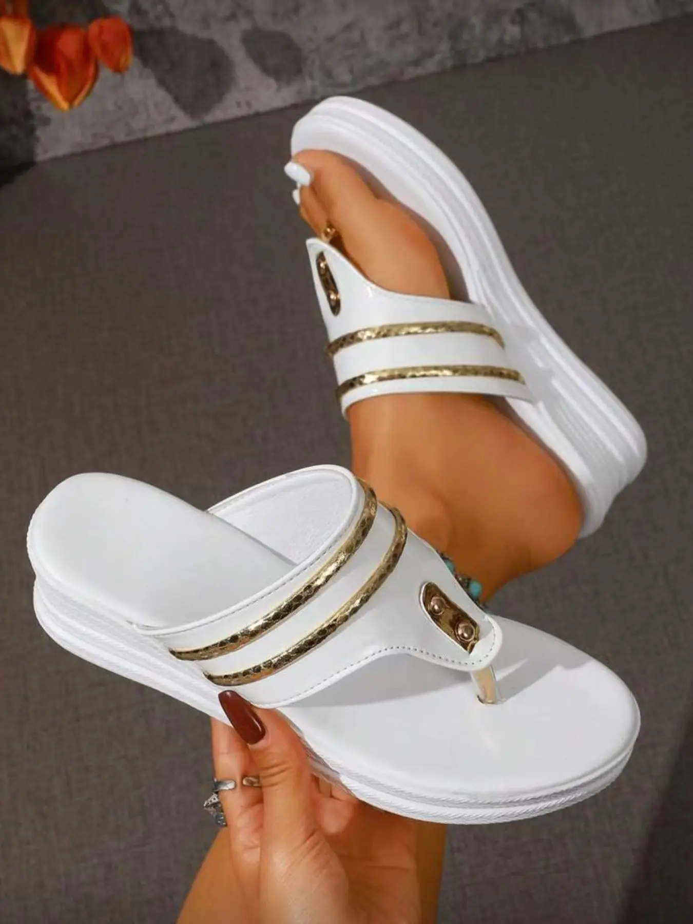 Women Round Toe Platform Flatform Wedge Thong Sandals, Versatile Casual Plus Size Beach Shoes