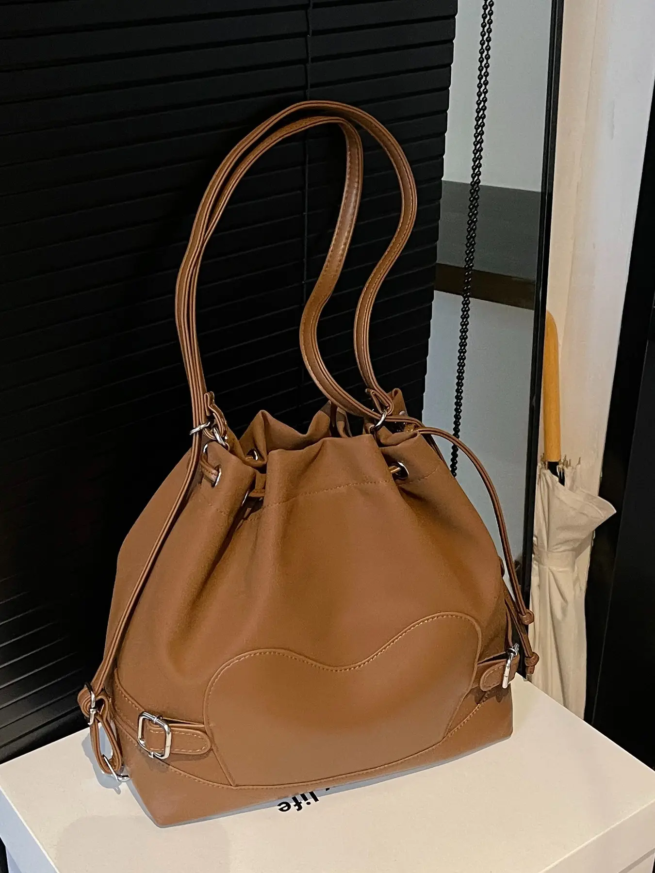 Lazy Style Multifunctional Cute Versatile Carrying Backpack, Casual Convertible One-Shoulder & Double-Shoulder Bucket Bag