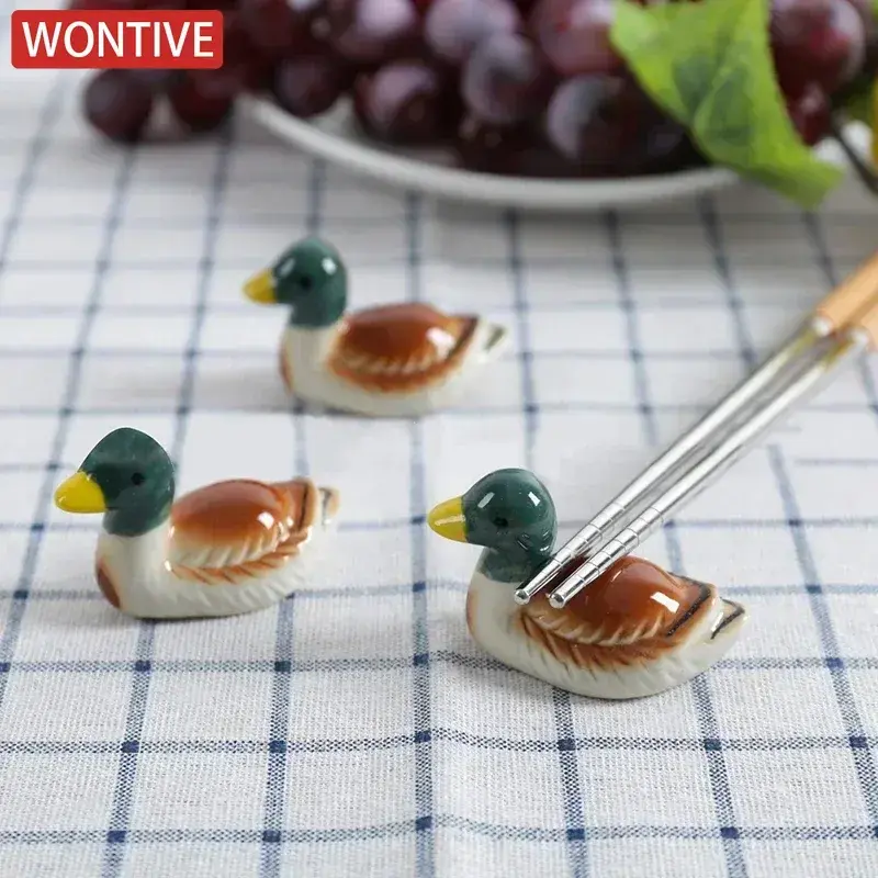 1/2/3PC Cute Porcelain Duck Shape Ceramic Chopsticks Holders Chopstick Stand Shelf Ducks Spoons Fork Rack Ceramic Rest Flatware