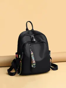 Versatile and trendy backpack, fashionable and casual travel backpack, Casual Nylon Backpack, solid color and niche design, suitable for daily commuting and other scenarios.