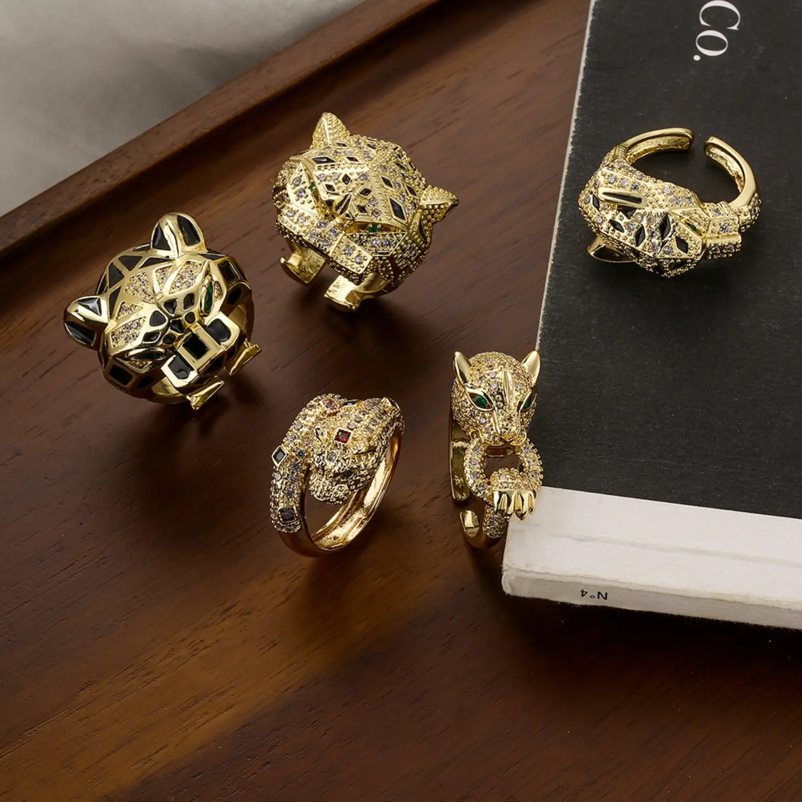 Men's Chunky Leopard Animal-Inspired Hip-Hop Stylish Accessory Ring, Cubic Zirconia Costume Jewelry, Sports & Outdoor Animals-Themed Accessory, Beautiful Rings, Rhinestone Decor Ring