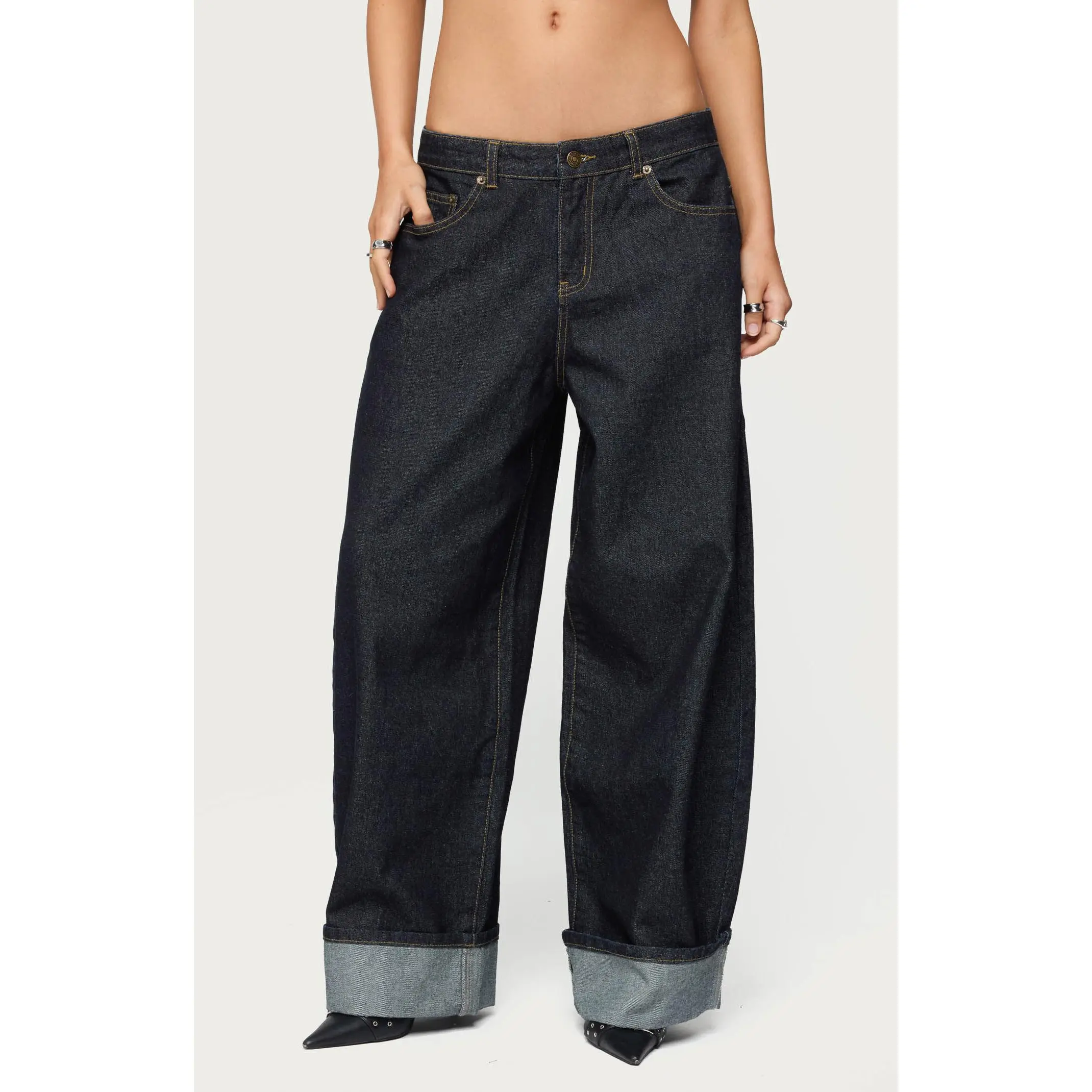 Edikted Women's Petite Kella Low Rise Baggy Jeans