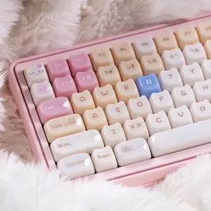 Cute Charming Candy Cat Theme Keycaps Pbt Plastic High Aesthetic Five-Sided Heat Sublimation Printing Moa Compatible with Girls Mechanical Keyboard 60-108 Keys