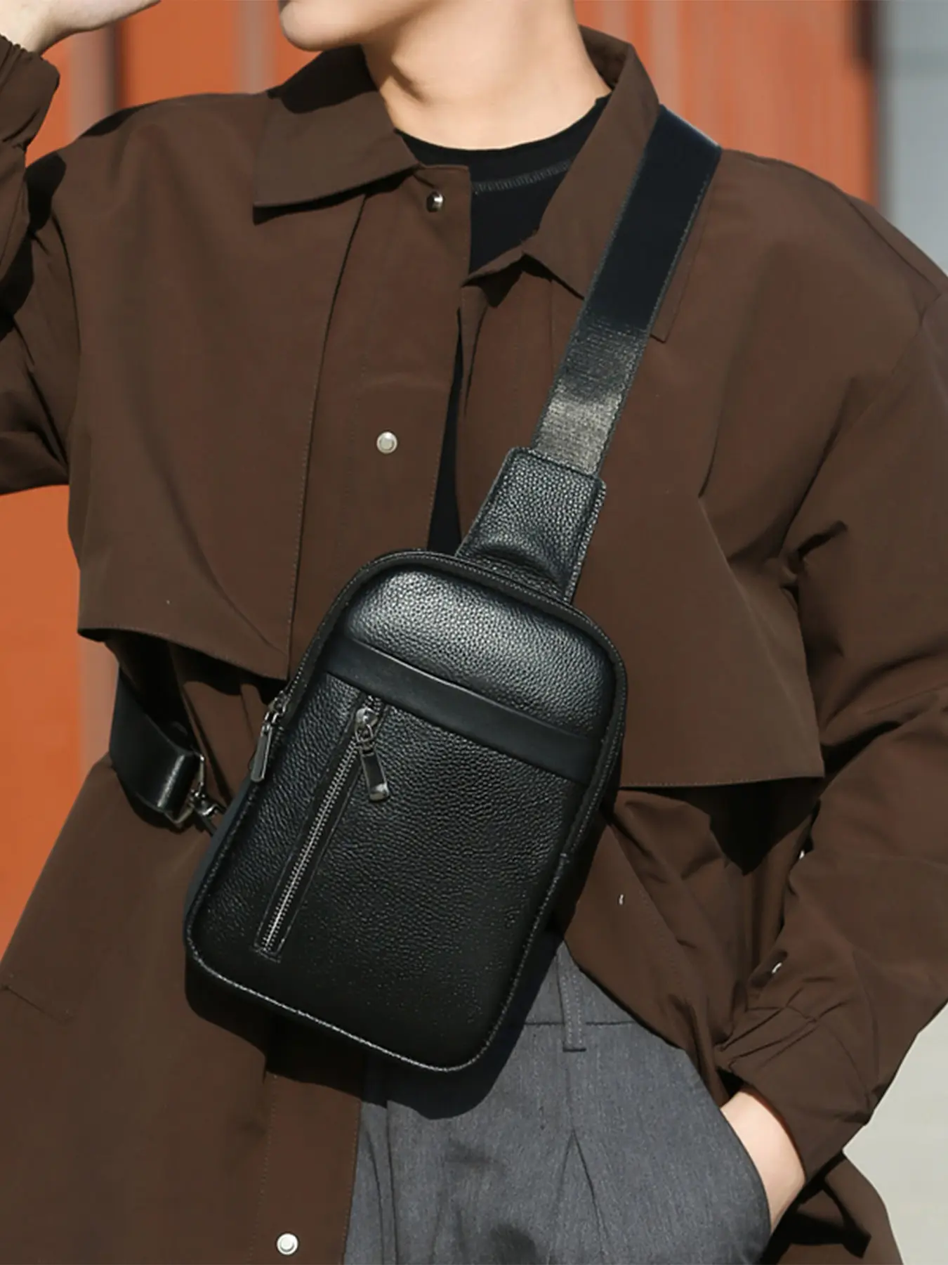 1PC Men's chest bag, crossbody bag, Crossbody Shoulder Bags, Crossbody bum bag, Zipper Fanny Pack, solid color zipper closure, suitable for daily commuting, outdoor travel, sports cycling, shopping, students