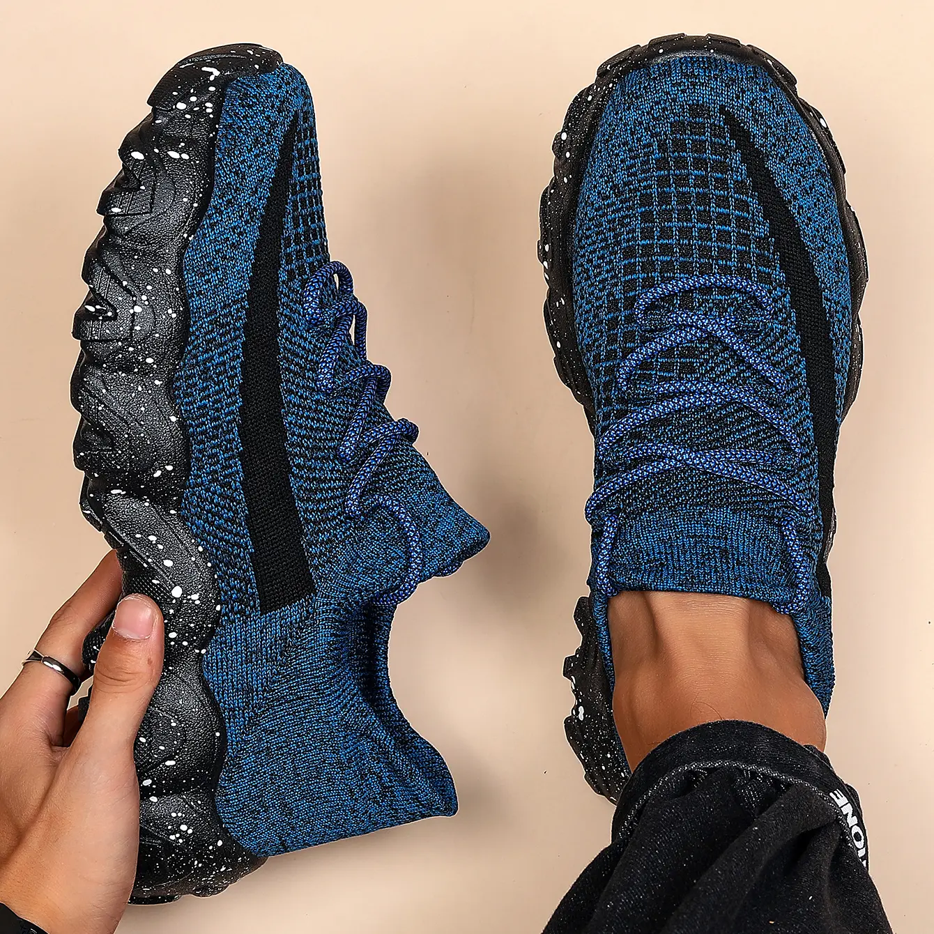 Men's plus-size sports shoes Slip on Walking Shoes - Fashionable Sports Shoes with Lightweight Non Slip Soles, Suitable for Casual Walking, Travel, and Commuting to Work