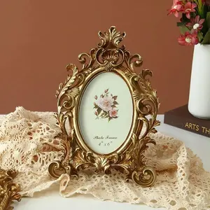 Vintage Oval Resin Photo Frame Decorative Stand, European Style Home Decoration for Living Room Bedroom Display Photos Gold Plated Frame