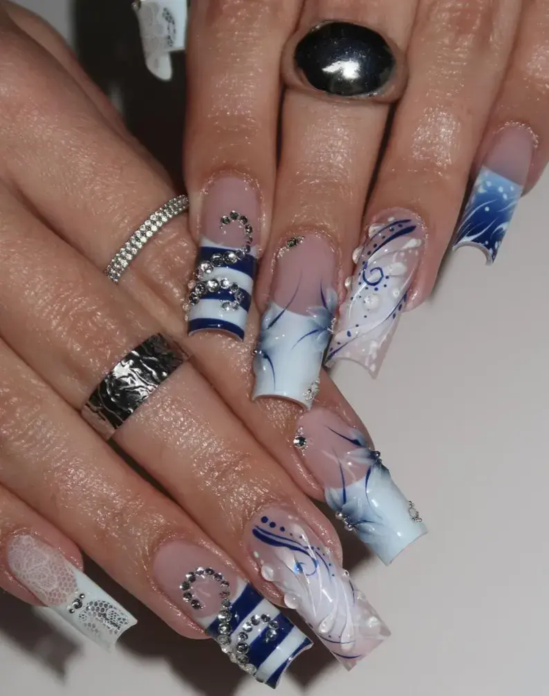 Glow in the Dark Press-On Nails, Reusable Navy Blue & White French Tip, Feminine 3D Floral Crystal Nail Art with Duckbill Shape, Casual, Long Lasting Hold Press On False Nails