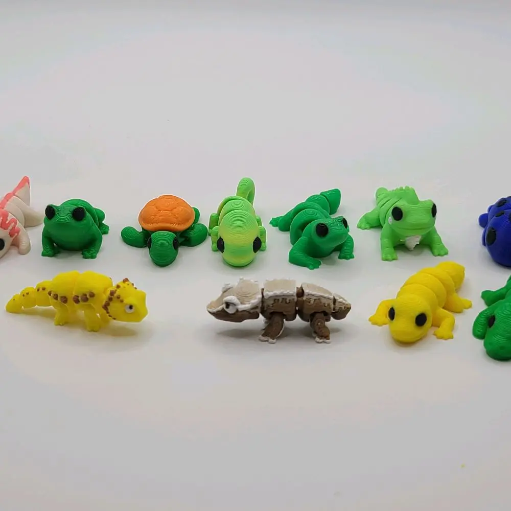 Bulk mini fidgets 50/100/300/1000 pieces over 150 variations Figures Collectibles