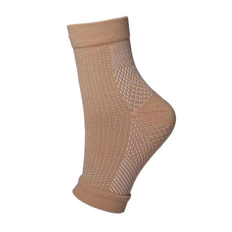 Ankle protection socks with white spots