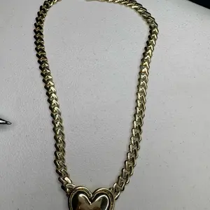 Monaco 10k necklace 16” 8mm heart