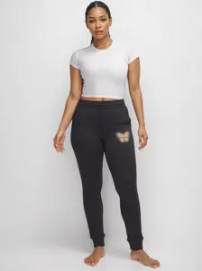 4699 Golden Wings Lounge Joggers butteryfly Design