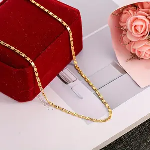 A 14-carat gold-plated flat diagonal chain for everyday fashion
