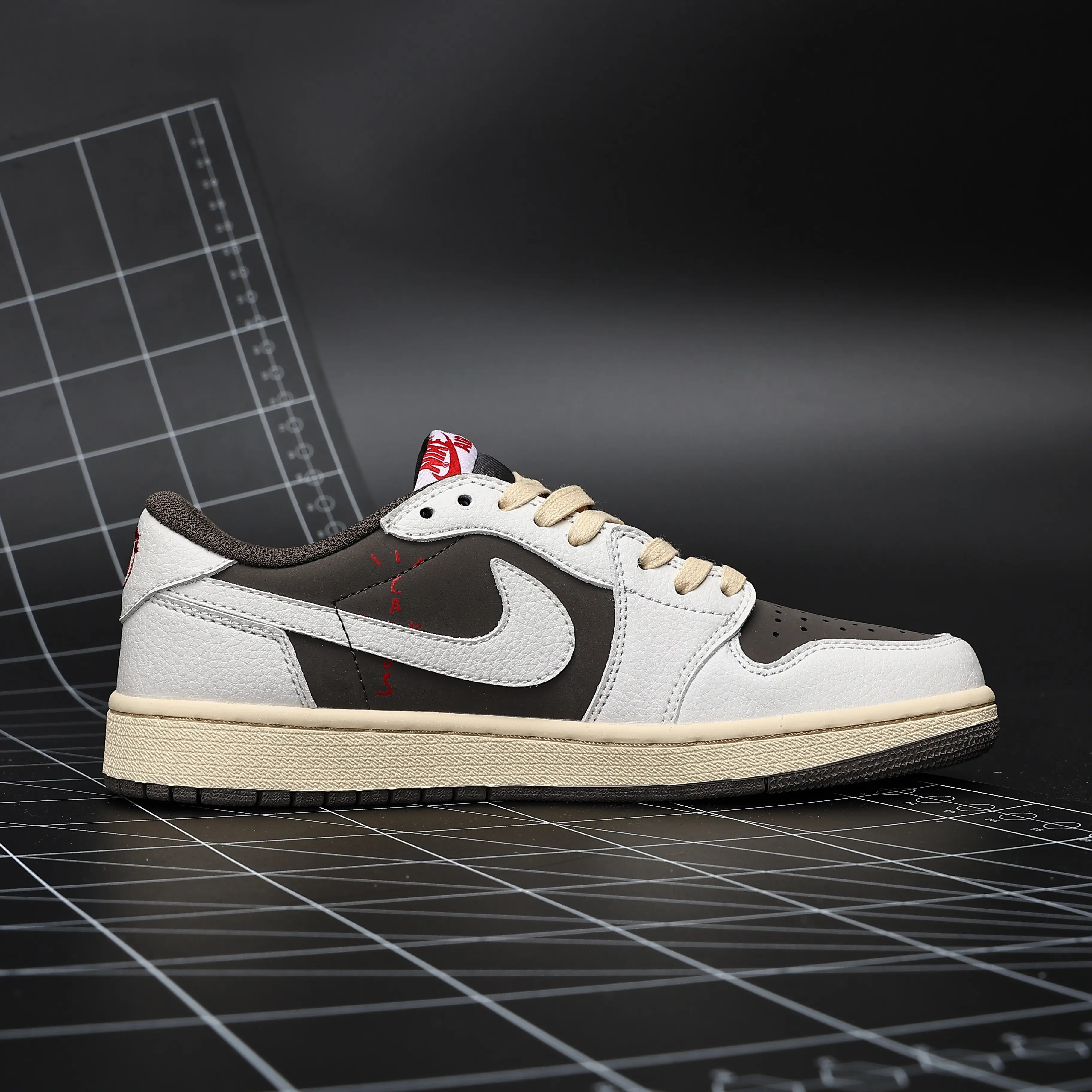Low‑top streetwear kicks with leather‑suede mixed construction, muted off‑white‑brown tones accented by delicate red stitch details, elevates worn‑in retro vibe for youth urban casual styling.