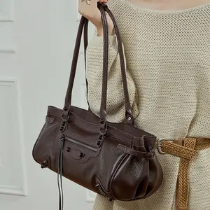 LUNÉ KVI Hot Girls Studded Motorcycle Bag Vintage Genuine Leather Underarm Bag Women's Fashion Unique Baguette Style Trendy Le City Horizontal Punk Shoulder Bag