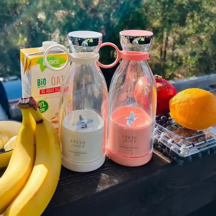 PureSqueeze Packable Fresh Fruit Juicer / Blender For On The Go Nutrition Extraction Centrifugal Juicers Ice Crushing Citrus Juicer